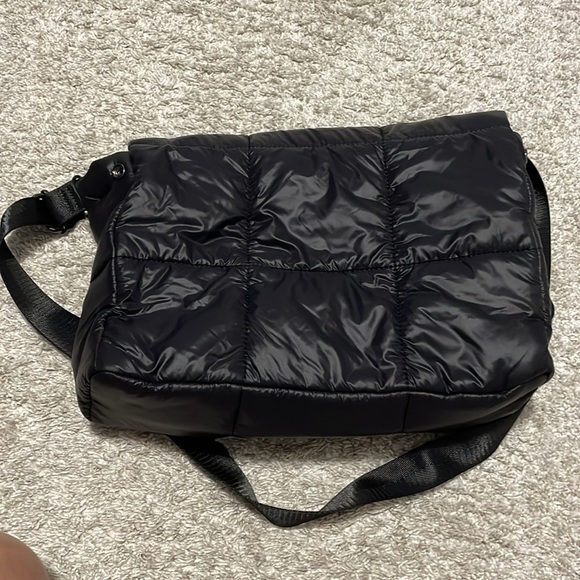 NWT Black Puffer Crossbody - Picture 8 of 8